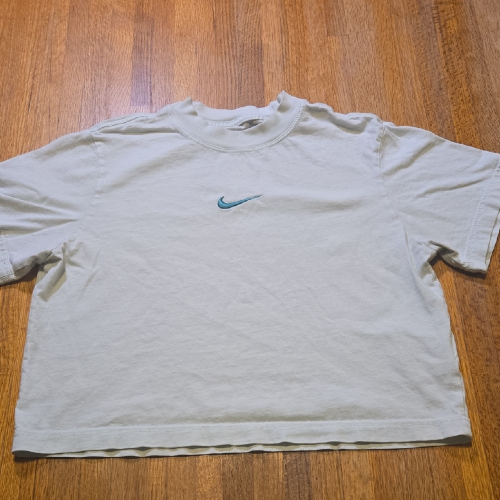 Nike Women‎ Small Off-White Teal Logo Swoosh Cropped Short Sleeve Active Tee